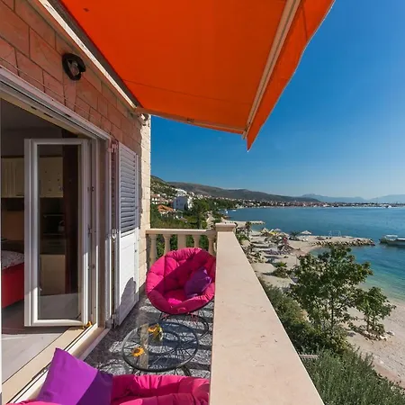 Marko Beachfront Seget Trogir