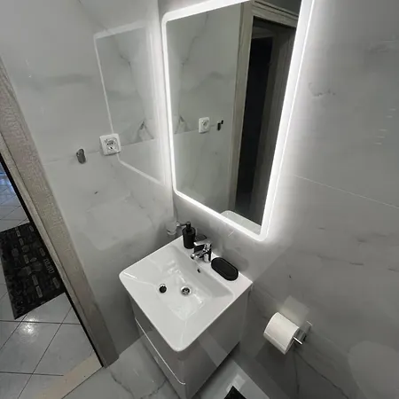 Apartment Marko Beachfront Seget Trogir