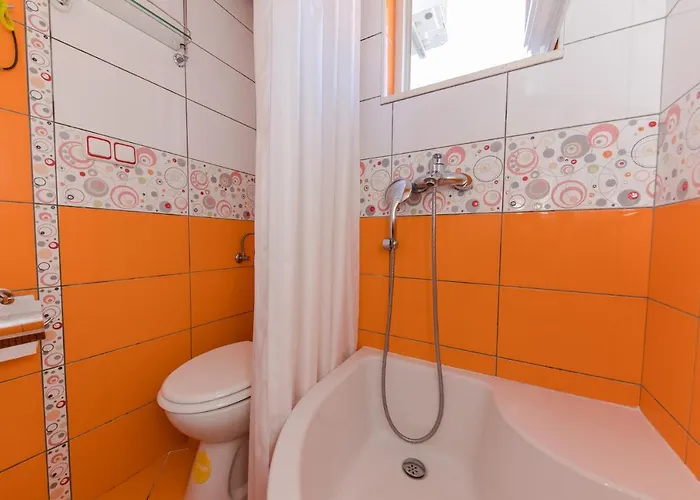 Marko Beachfront Seget *