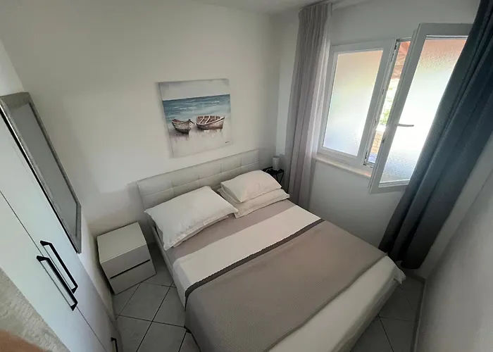 Marko Beachfront Seget Traù