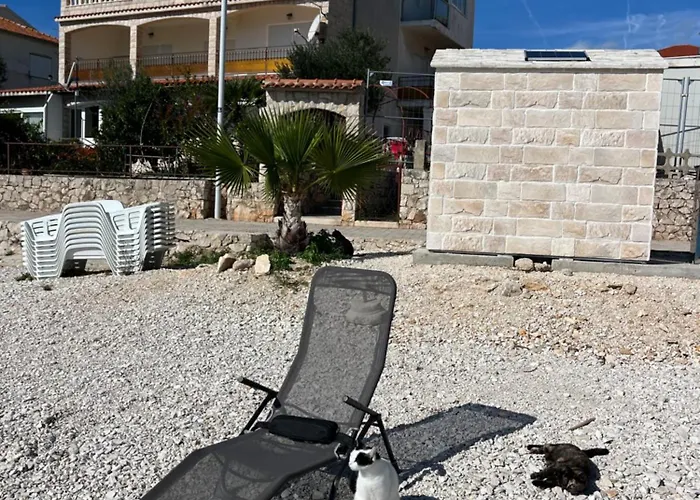 Marko Beachfront Seget *