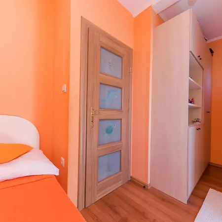 Marko Beachfront Seget Apartamento *