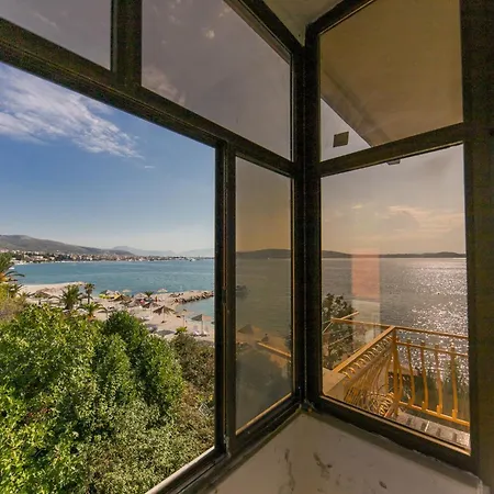Apartamento Marko Beachfront Seget *