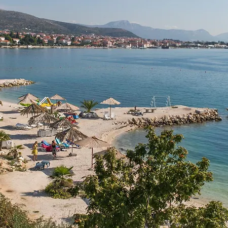 Marko Beachfront Seget Apartamento