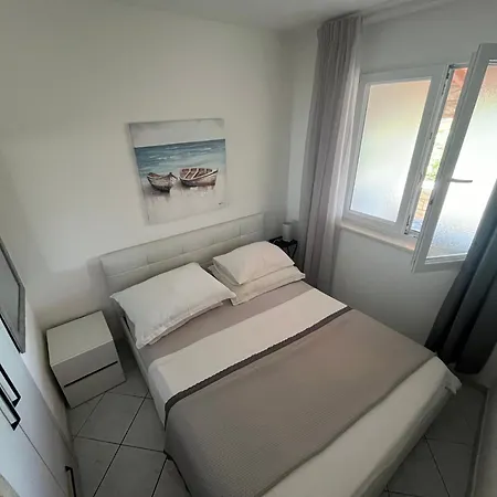 Marko Beachfront Seget Trogir