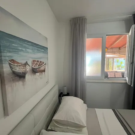 Marko Beachfront Seget * トロギール