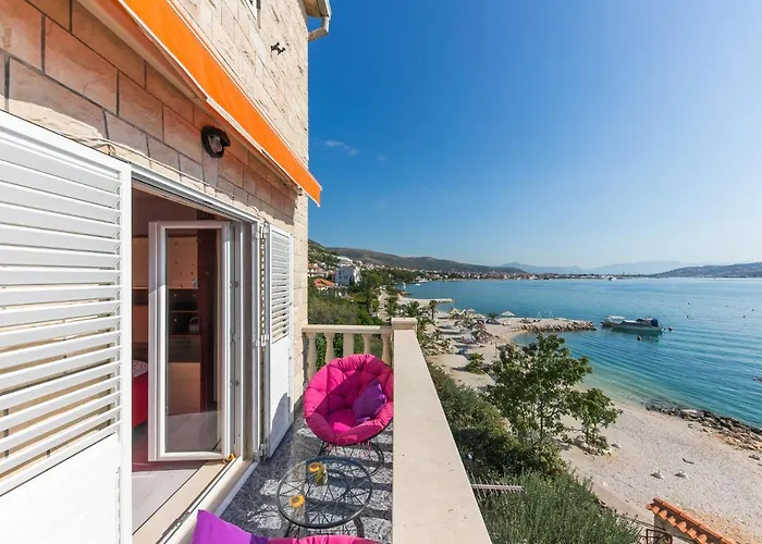 Marko Beachfront Seget Appartement