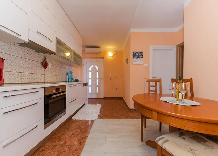 Marko Beachfront Seget