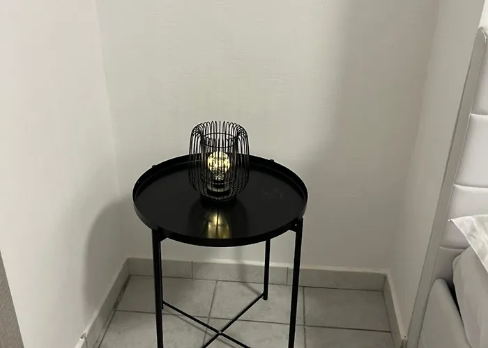 Marko Beachfront Seget Appartement *