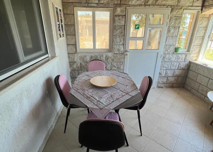 Appartement Marko Beachfront Seget Trogir