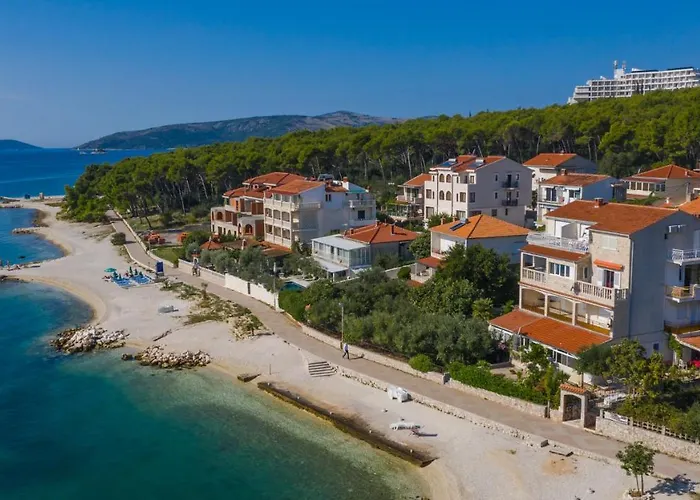 Lägenhet Marko Beachfront Seget Trogir