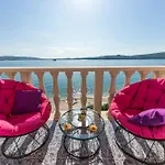 Marko Beachfront Seget *